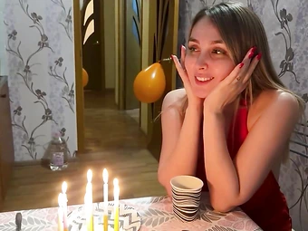  Temizlikcisini sikti eva long ders